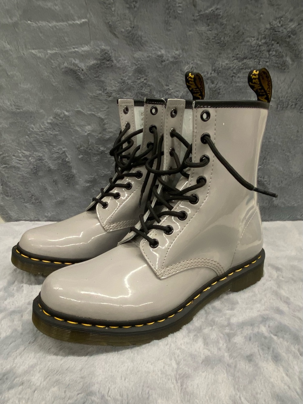 DOC MARTENS 8- Eyelet Leather Boots in Gray Combat Boots Womens 11 Mens 10